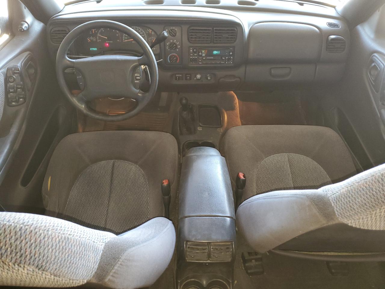 1999 Dodge Durango - Image 8