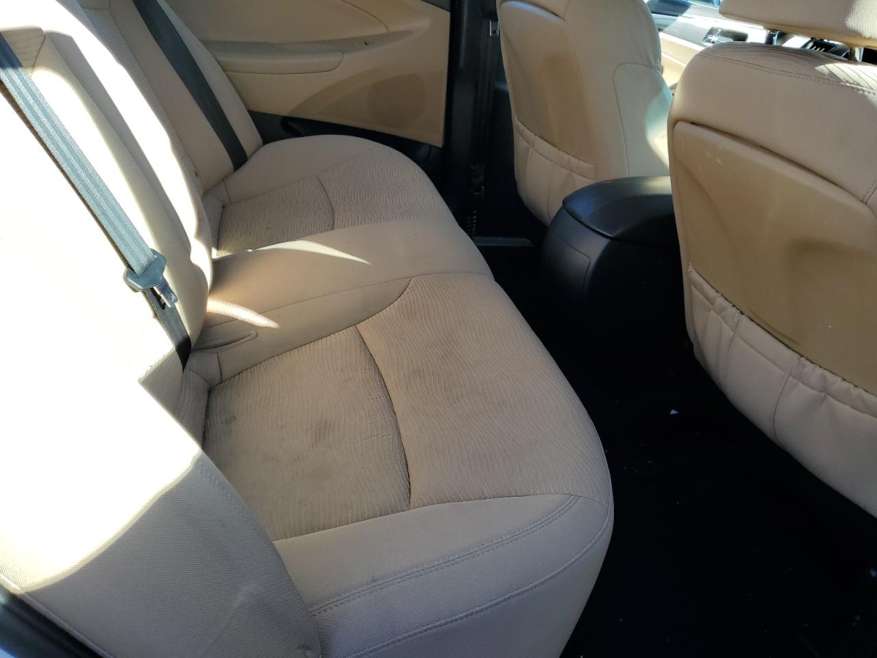 2015 Hyundai Sonata - Image 10