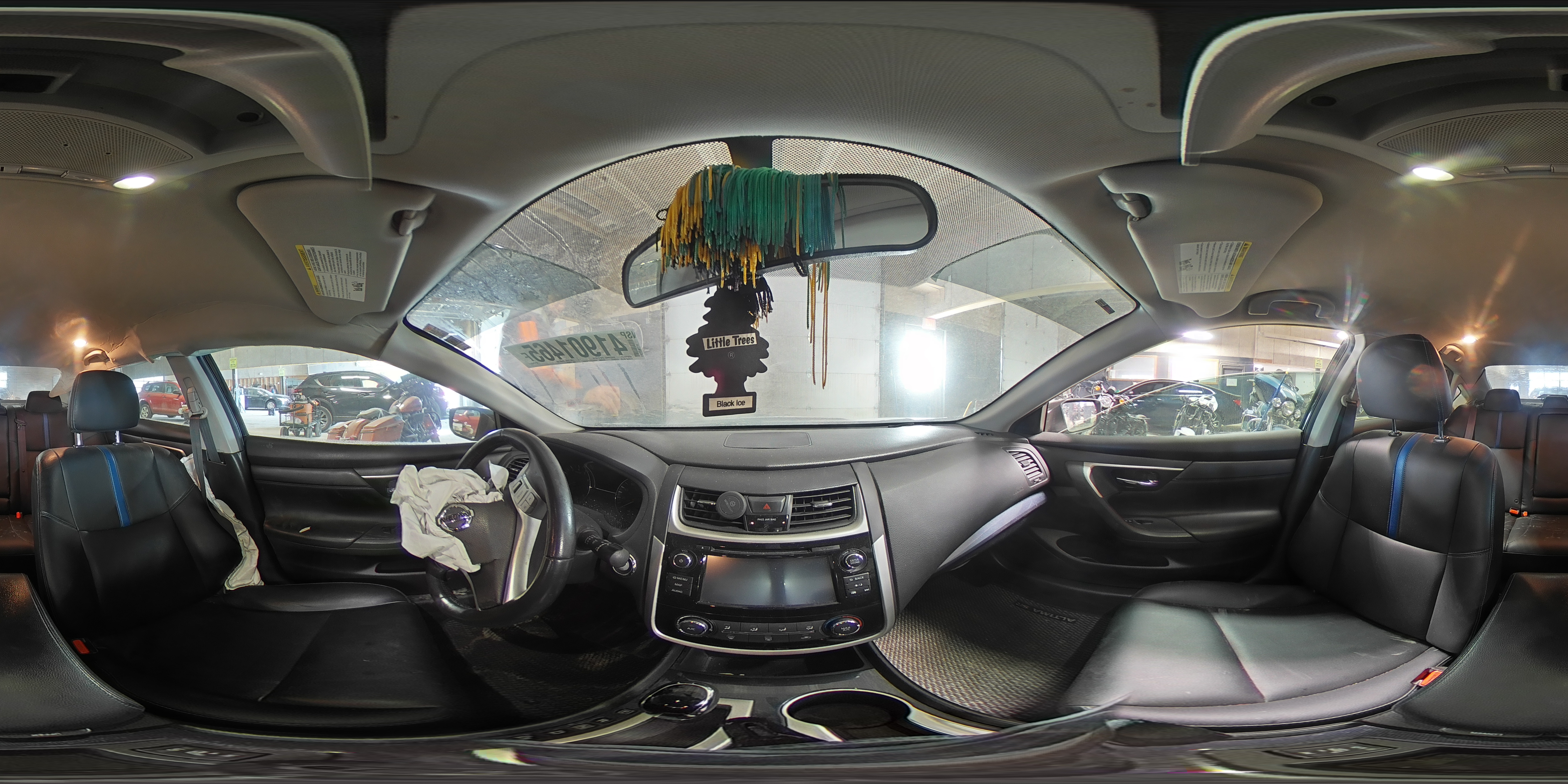 2018 Nissan Altima - Image 12