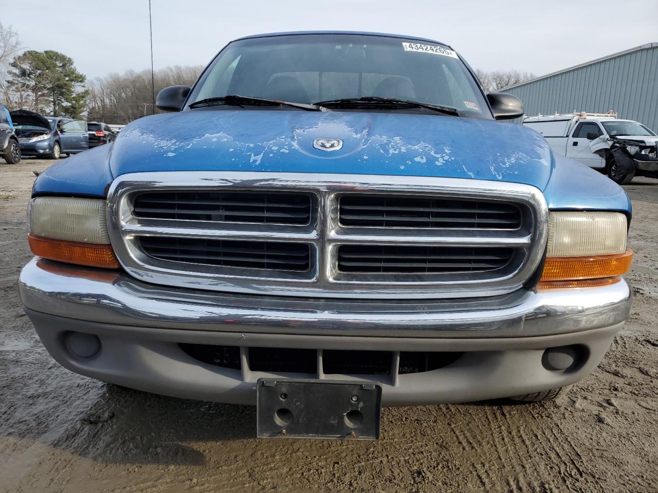 1999 Dodge Dakota - Image 5