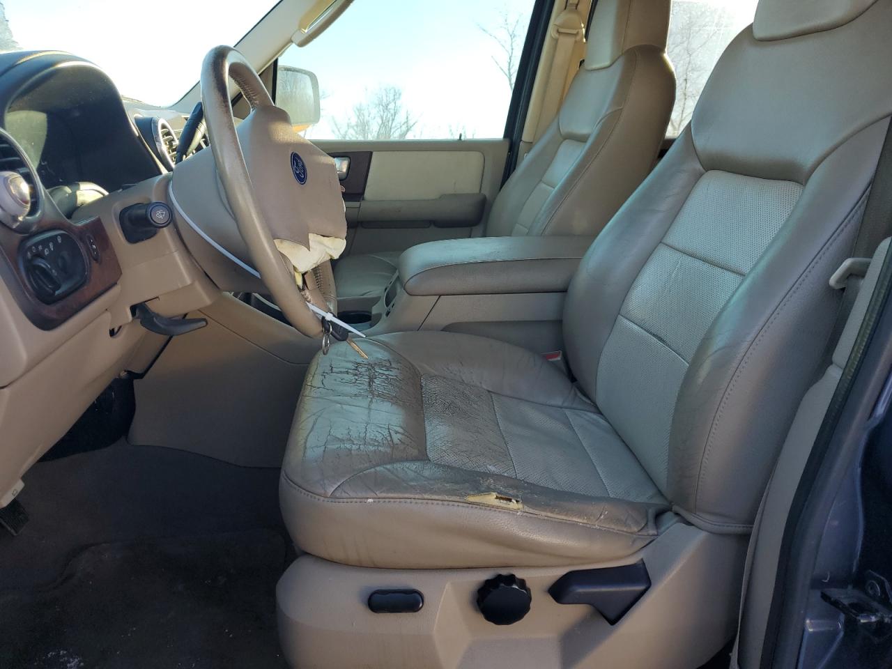 2003 Ford Expedition - Image 7
