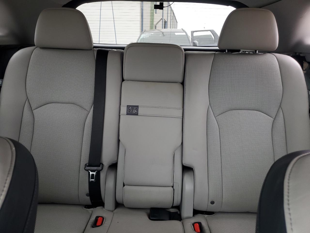 2017 Lexus RX - Image 10