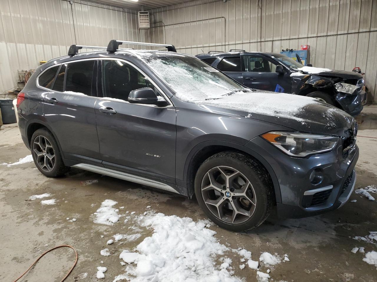 2017 BMW X1 - Image 4