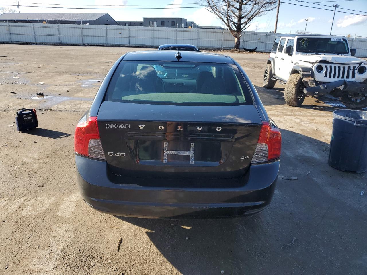 2009 Volvo S40 2.4I VIN: YV1MS390292430379 Lot: 43582165