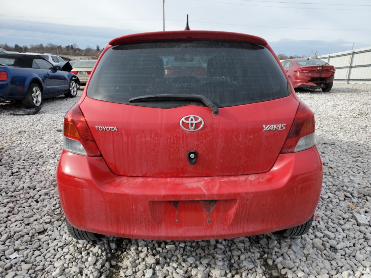 2010 Toyota Yaris - Image 6
