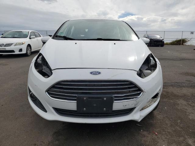  FORD FIESTA 2017 Белы