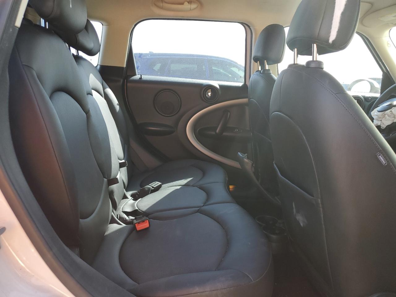 2014 MINI Cooper - Image 10