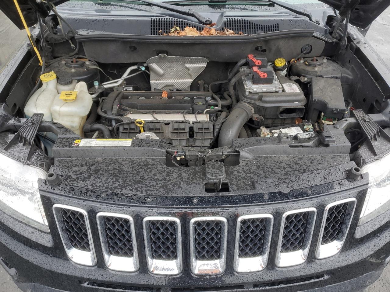 2012 Jeep Compass - Image 12