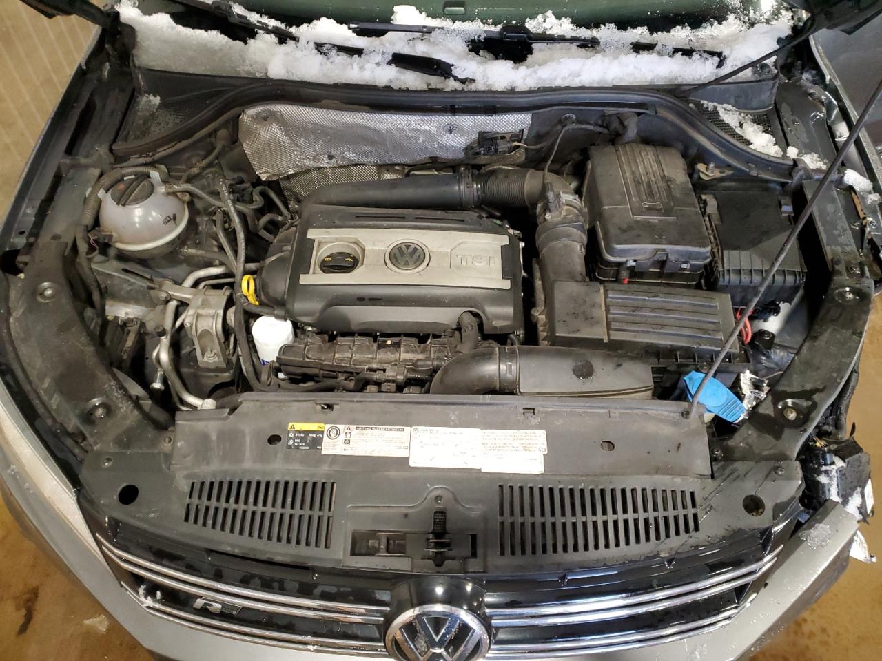 2016 Volkswagen Tiguan - Image 12