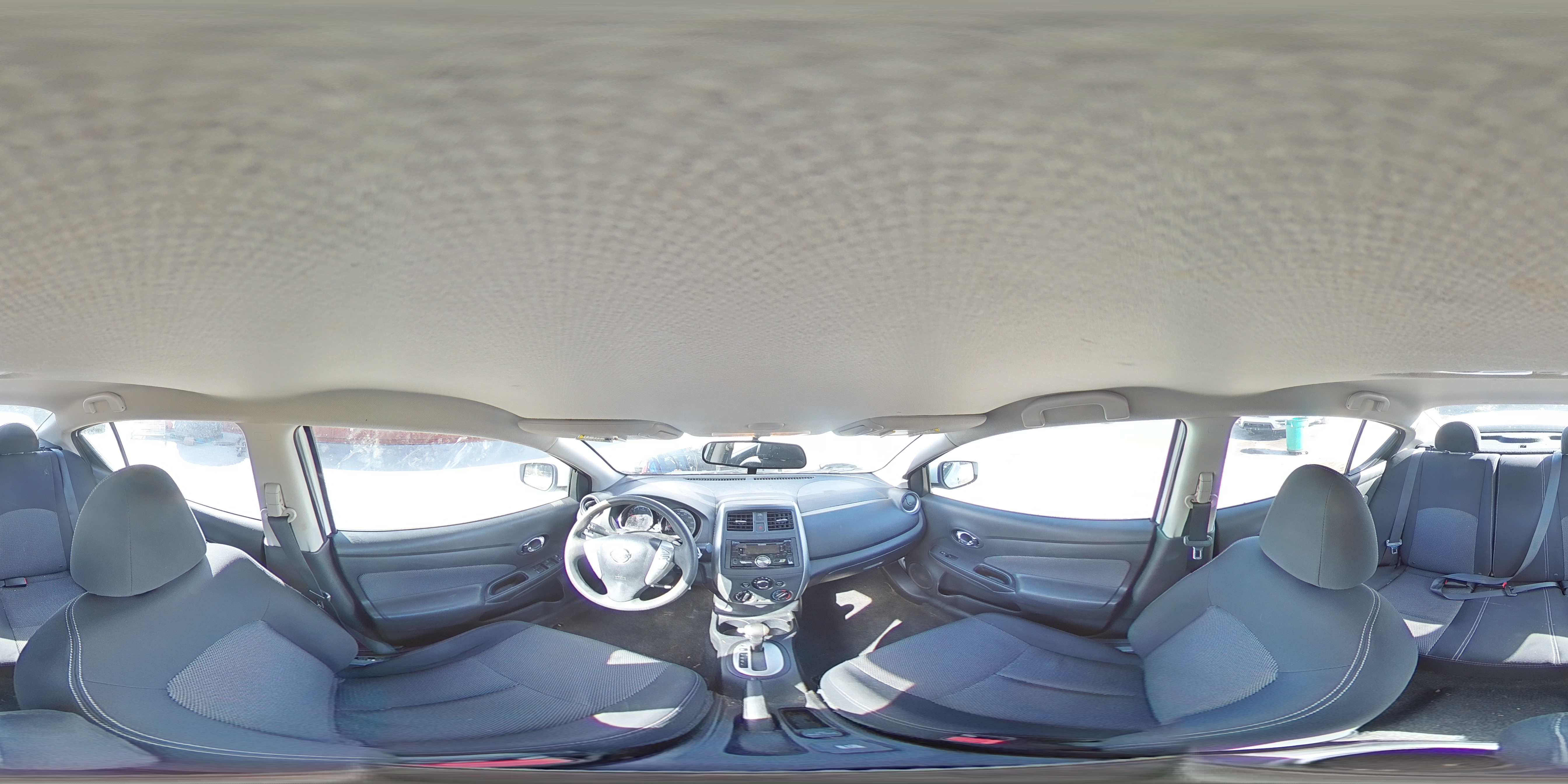 2016 Nissan Versa - Image 13