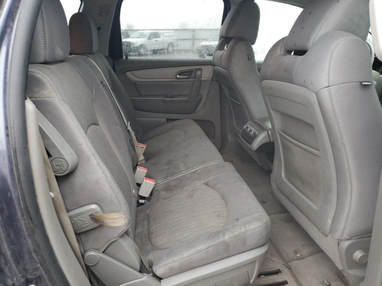2014 Chevrolet Traverse - Image 11