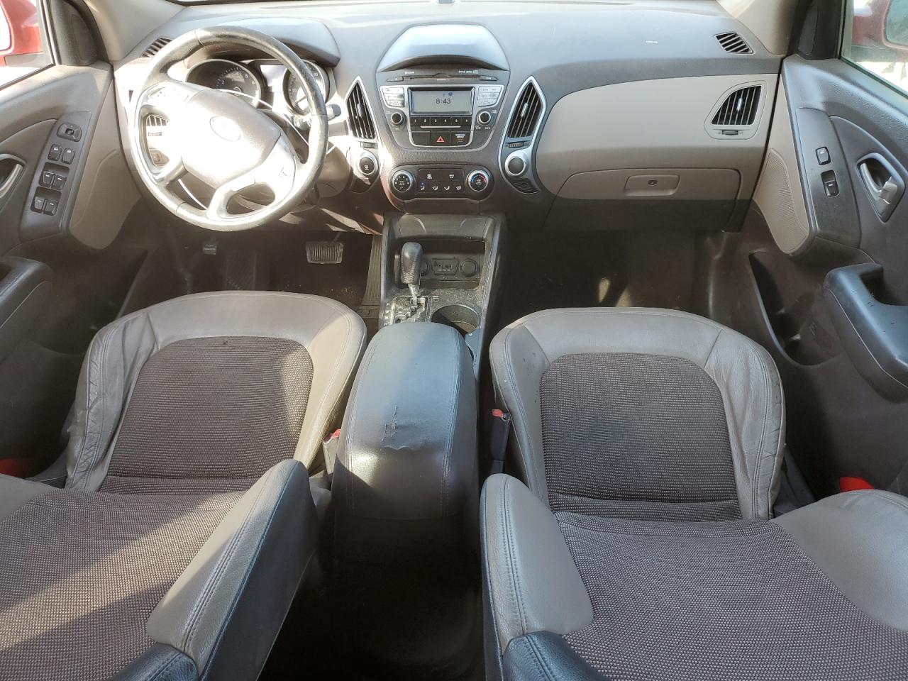 2011 Hyundai Tucson - Image 8