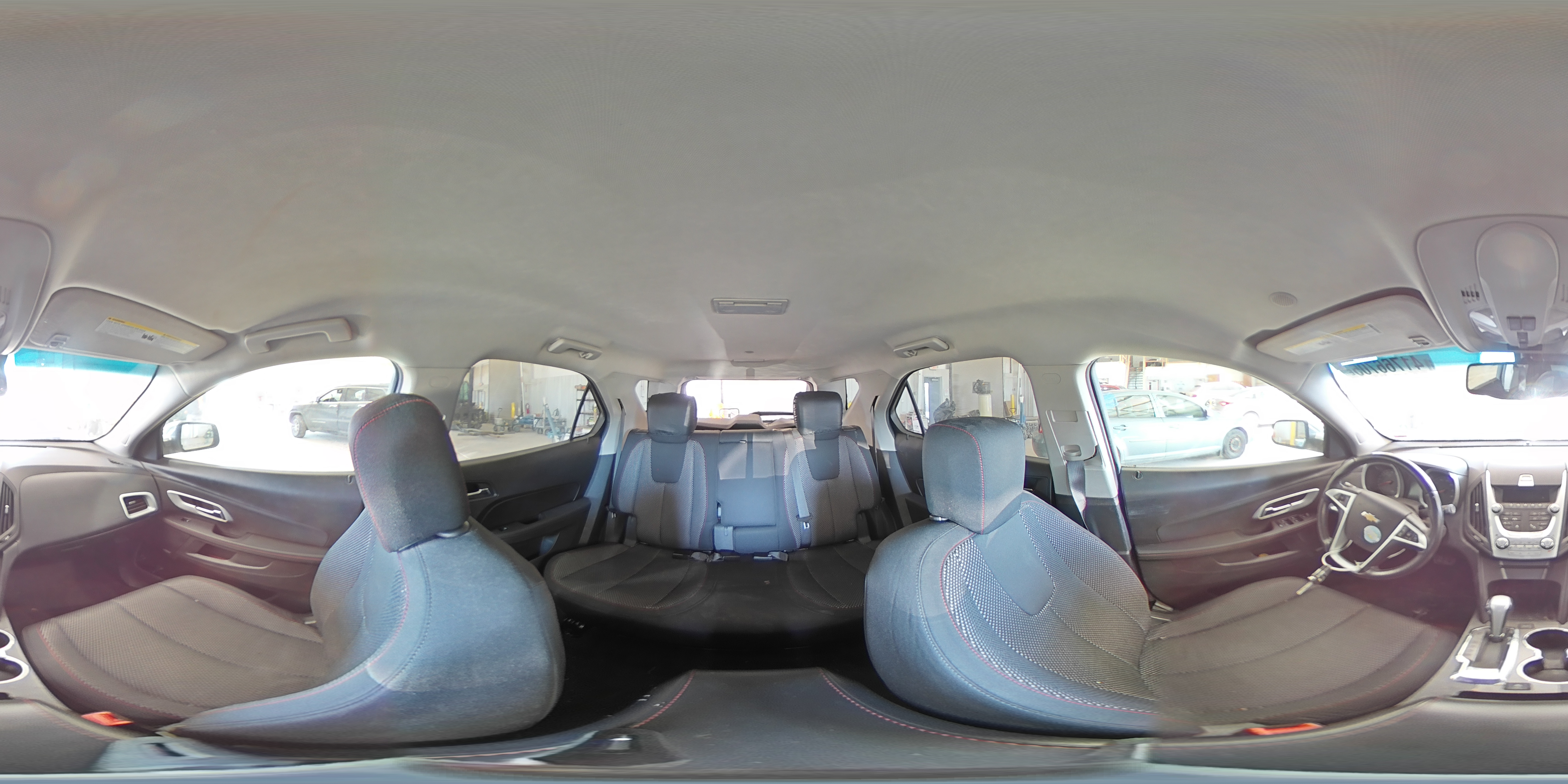 2011 Chevrolet Equinox - Image 13