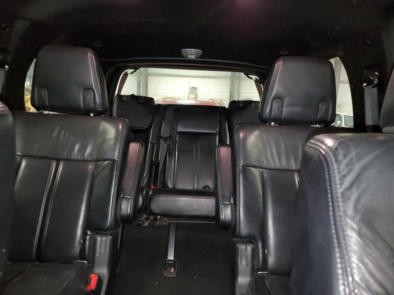 2017 Lincoln Navigator - Image 10
