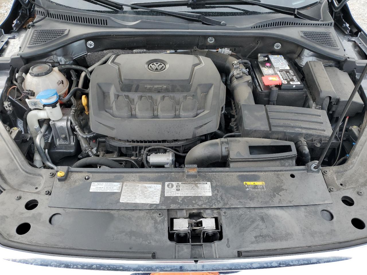 2020 Volkswagen Passat - Image 11