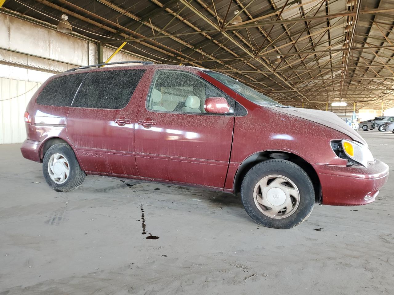 2003 Toyota Sienna - Image 4