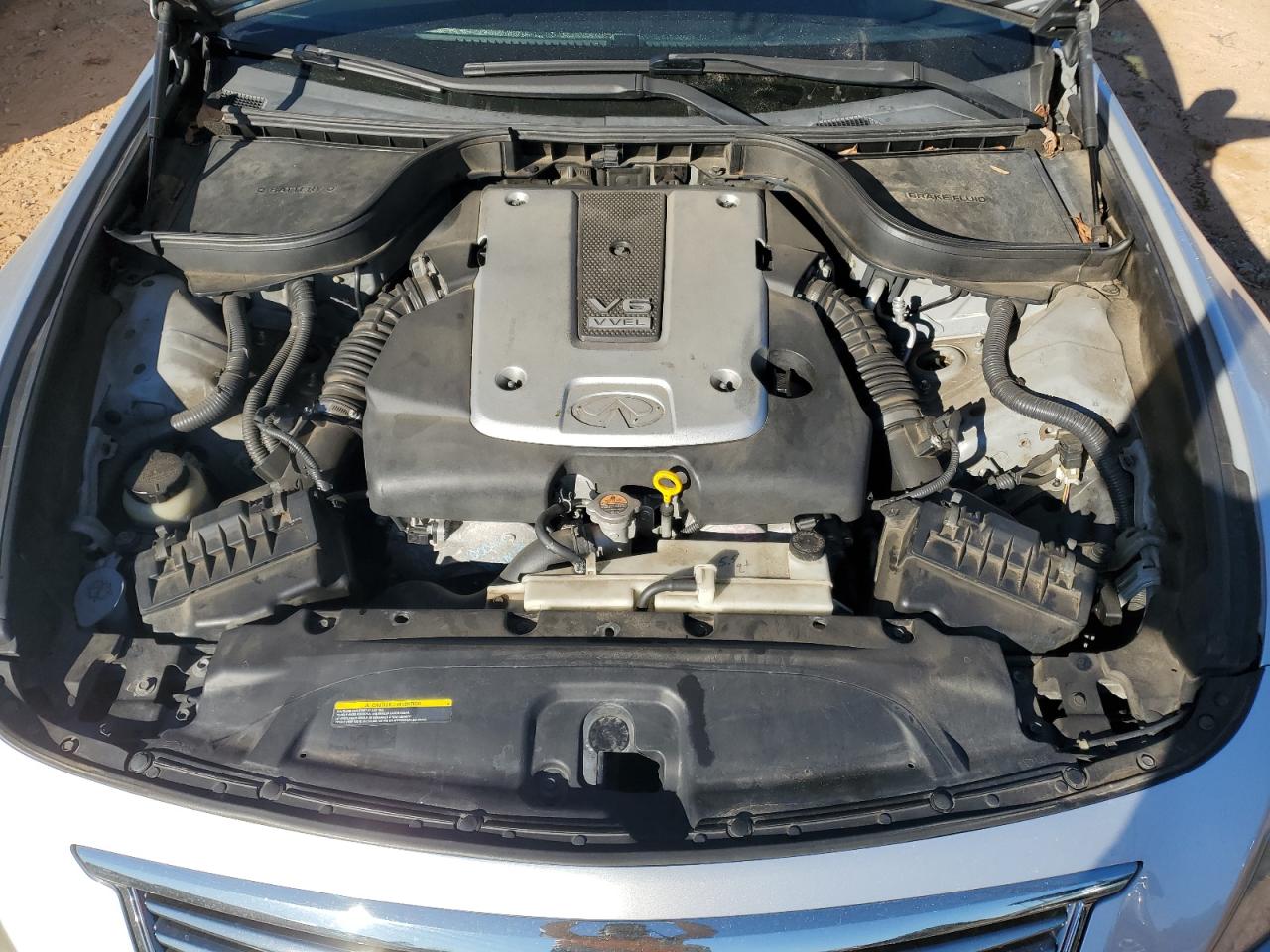 2011 Infiniti G - Image 12