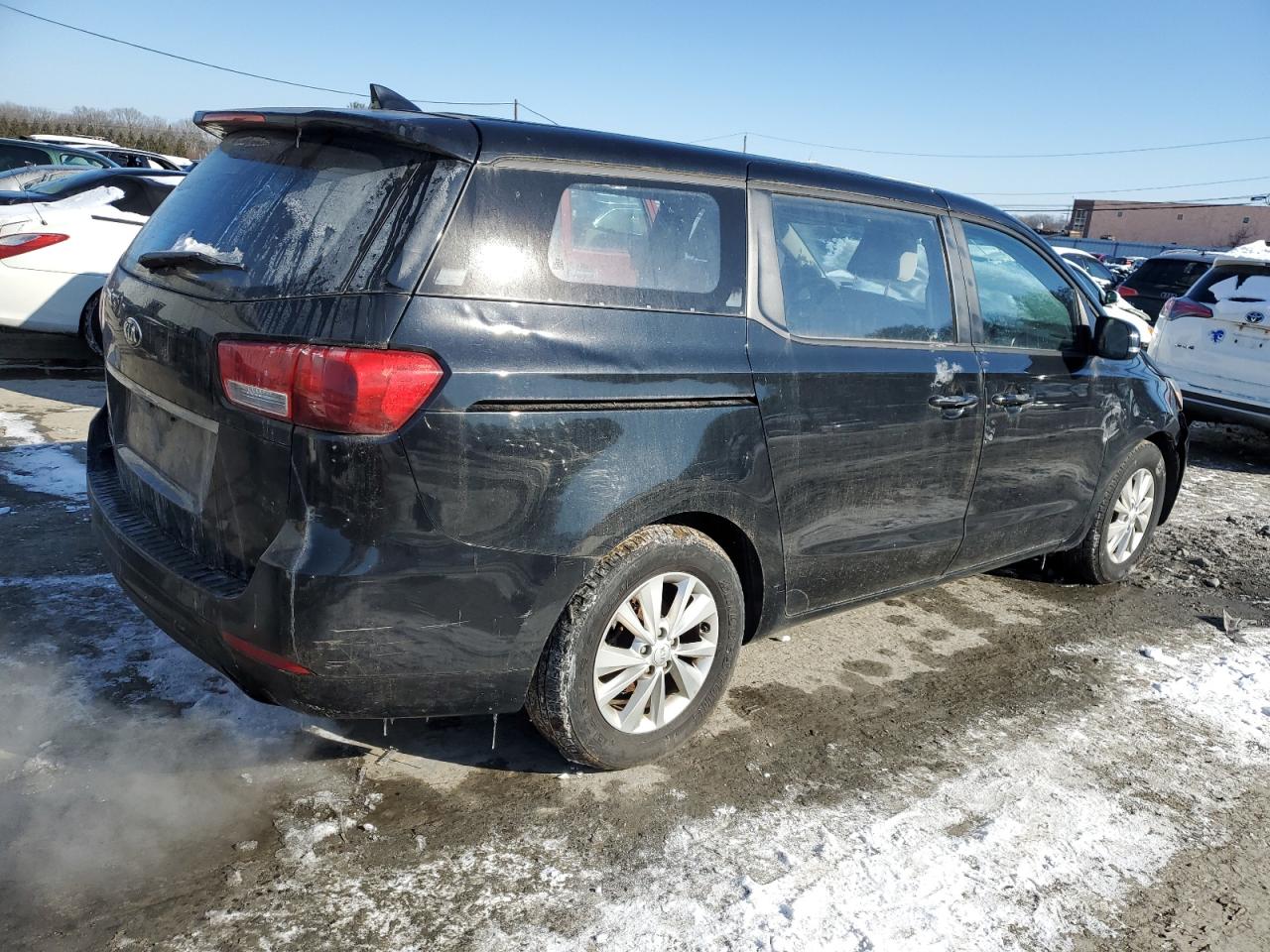 VIN KNDMA5C19G6111623 2016 KIA SEDONA no.3