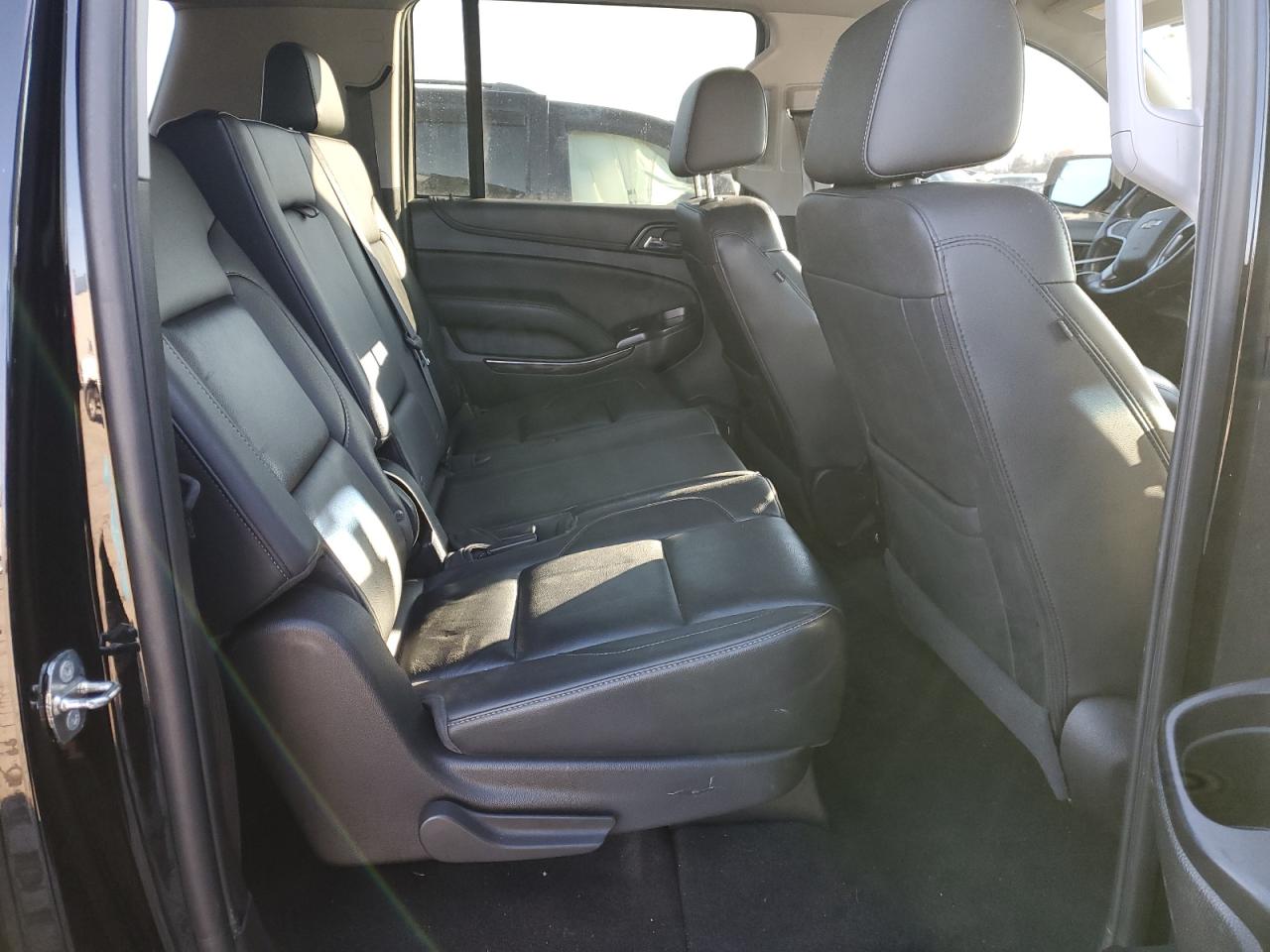 2018 Chevrolet Suburban C1500 Lt VIN: 1GNSCHKC7JR391108 Lot: 88301875