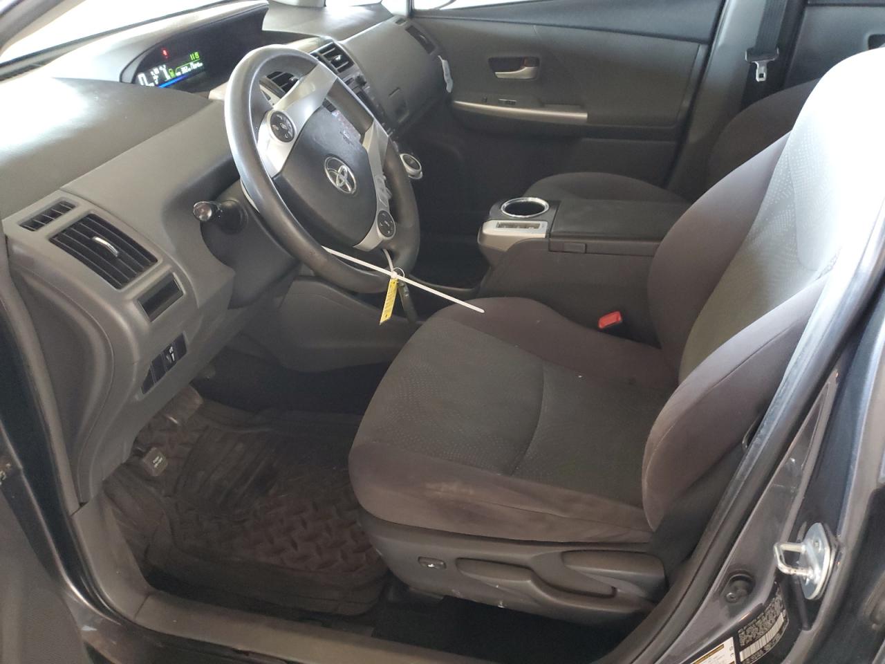 2014 Toyota Prius - Image 7