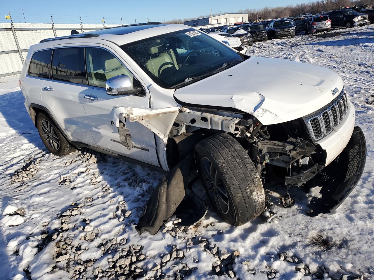 2018 Jeep Grand Cherokee - Image 4