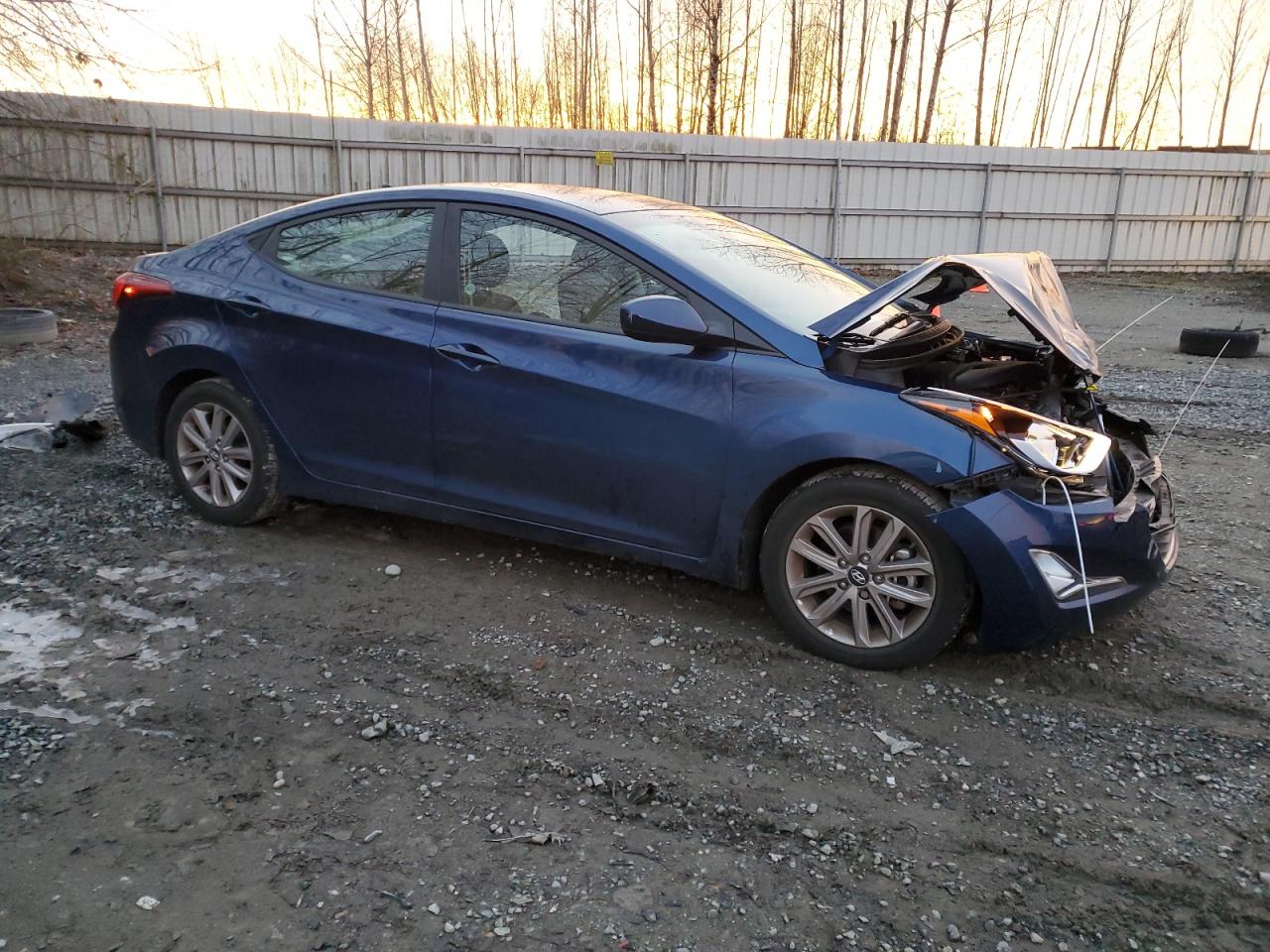 2015 Hyundai Elantra - Image 4