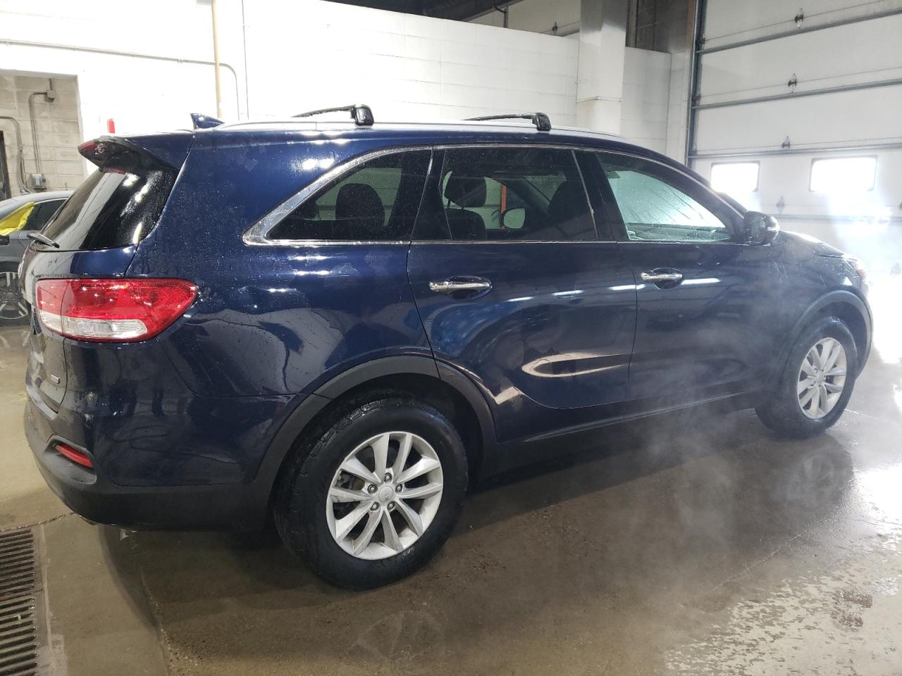 2017 Kia Sorento - Image 3