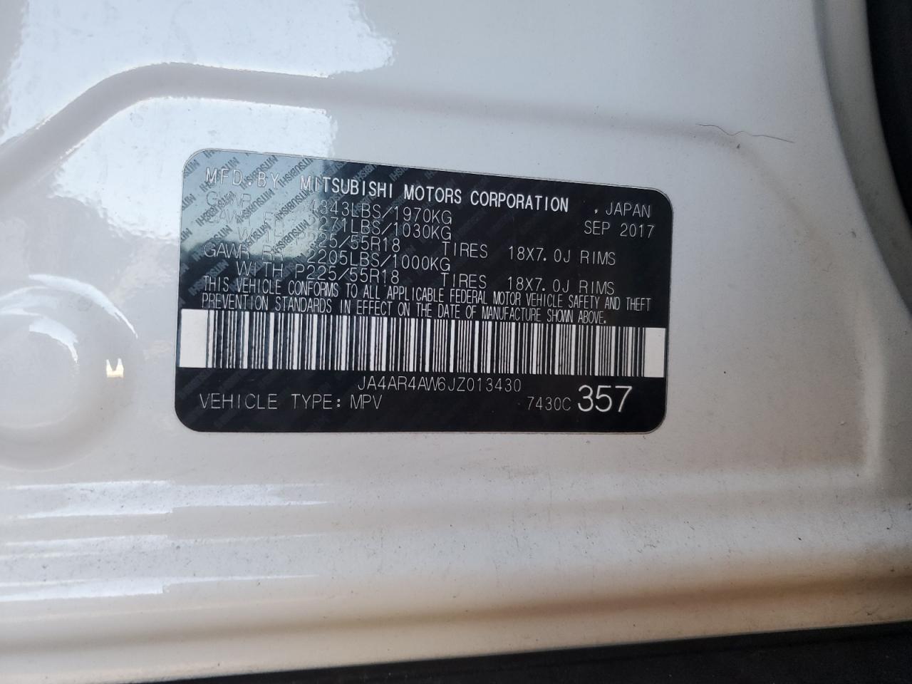 2018 Mitsubishi Outlander - Image 15