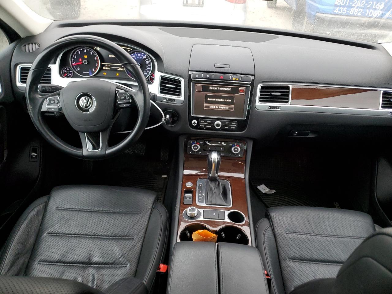 2016 Volkswagen Touareg - Image 8