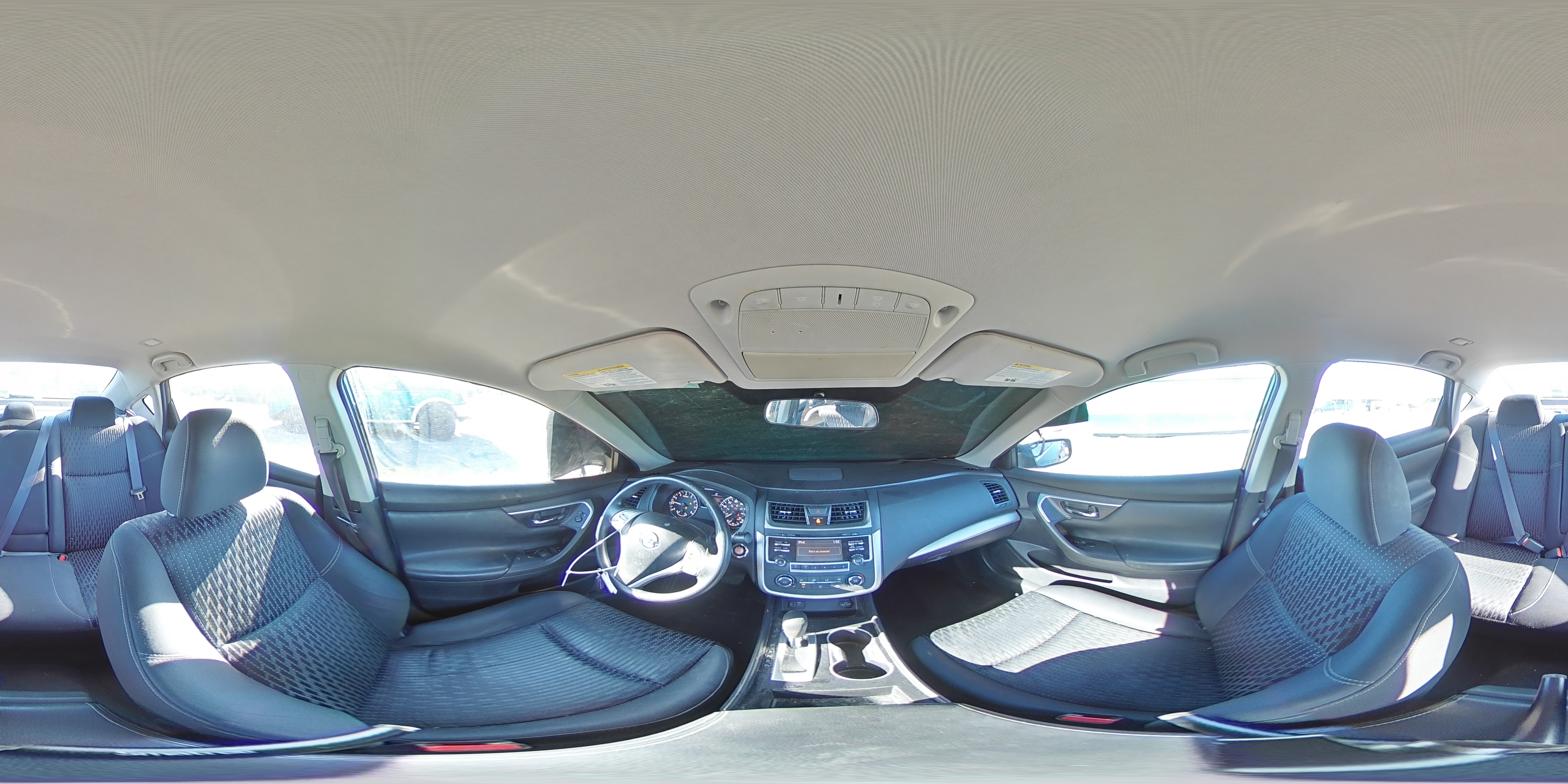 2017 Nissan Altima - Image 12