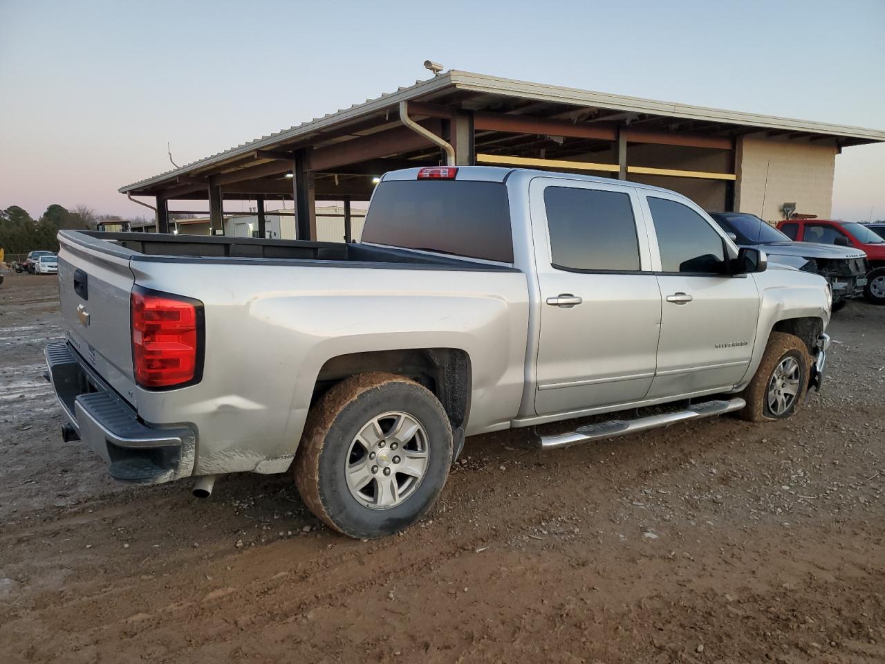 2015 Chevrolet Silverado - Image 3