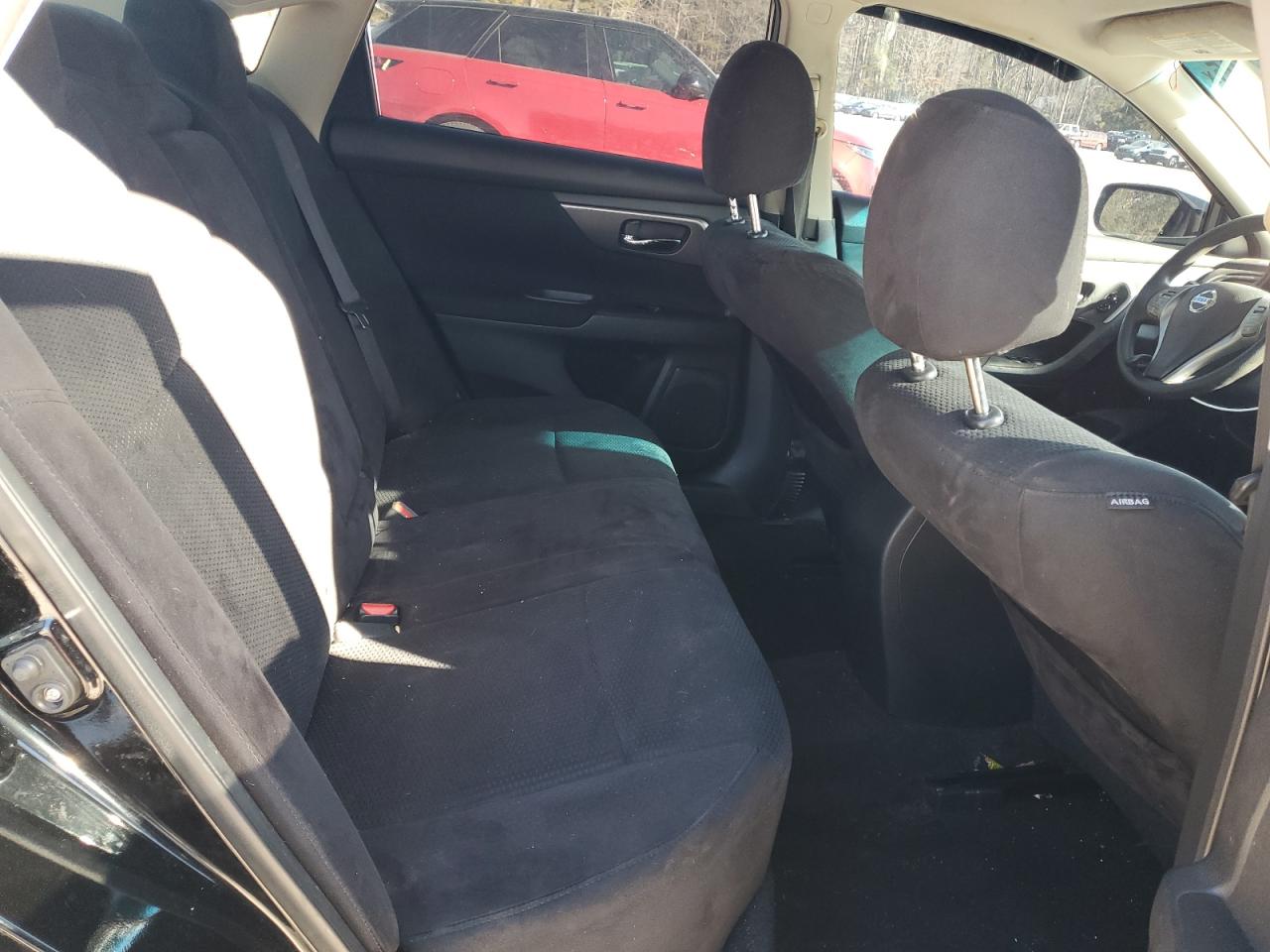 2015 Nissan Altima - Image 10