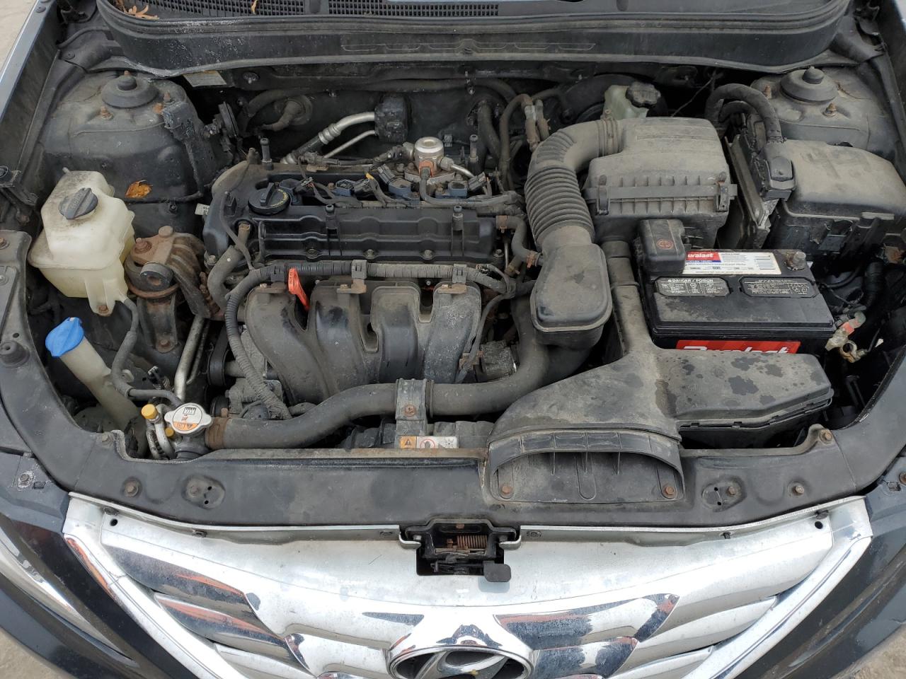 2011 Hyundai Sonata - Image 11