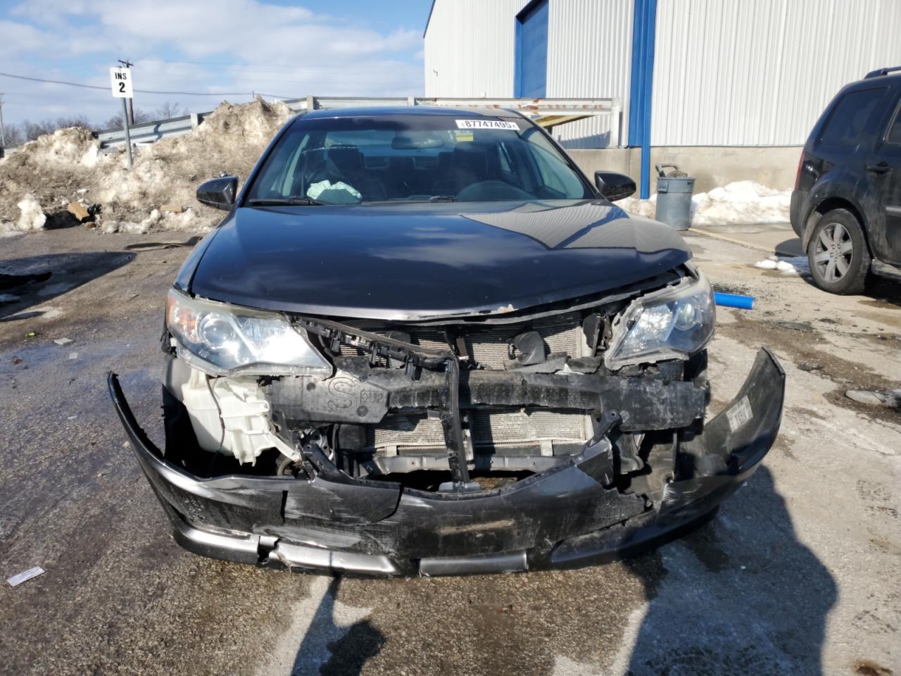 2014 Toyota Camry - Image 5