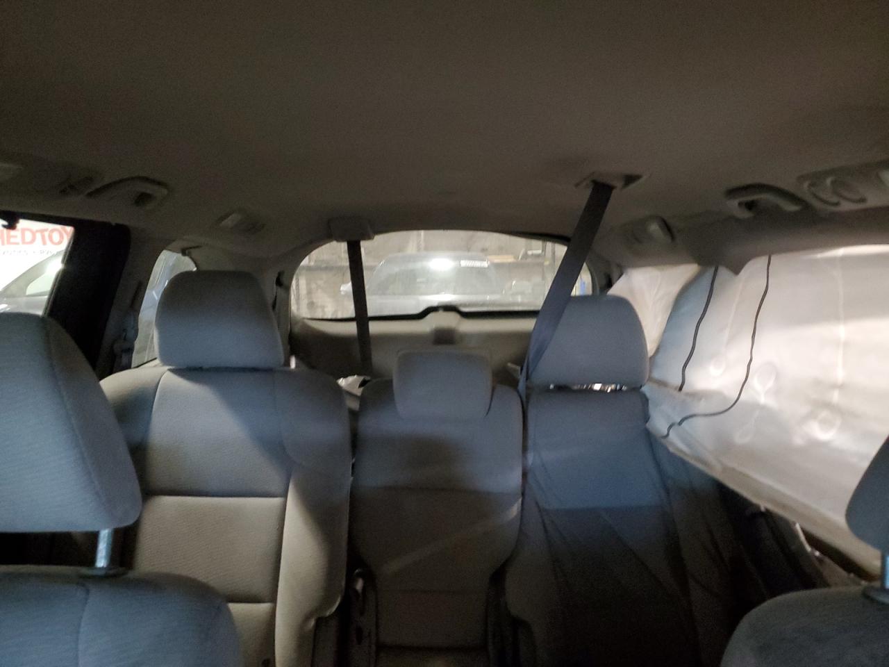 2011 Honda Odyssey - Image 10
