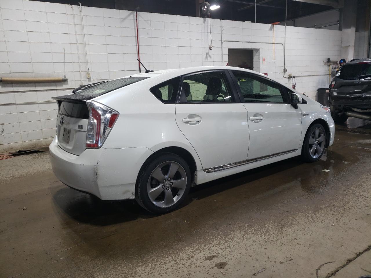 VIN JTDKN3DU2F0403785 2015 TOYOTA PRIUS no.3