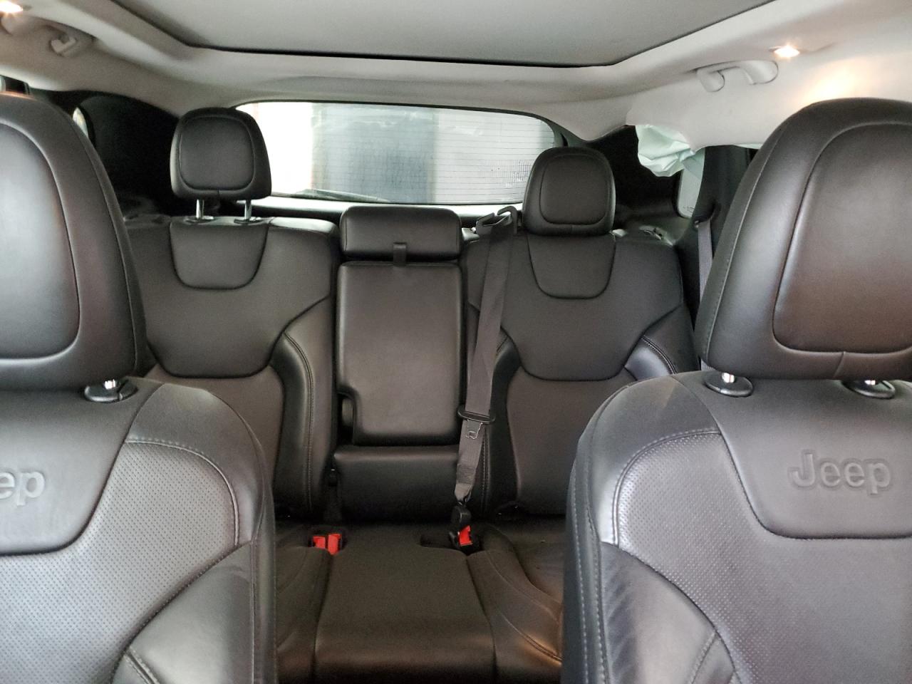 2021 Jeep Grand Cherokee - Image 10