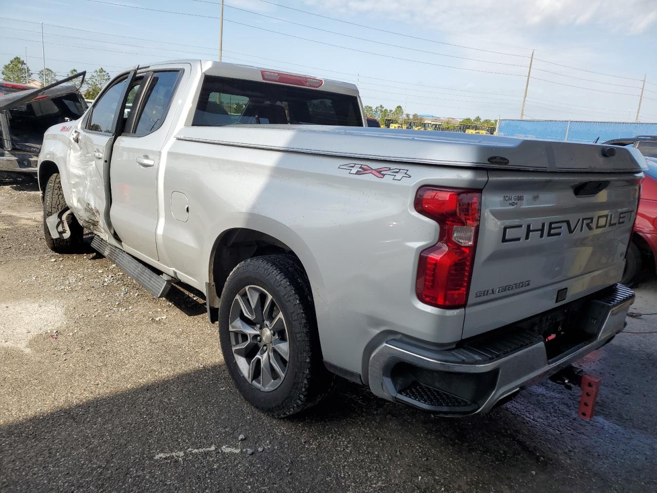 2020 Chevrolet Silverado - Image 2