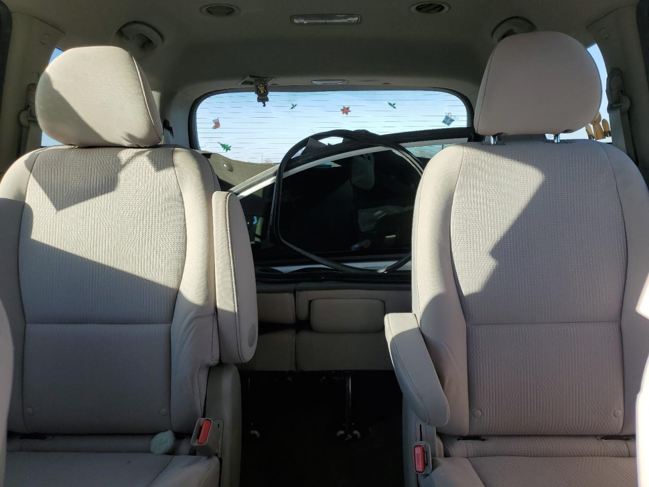 2020 Kia Sedona - Image 10