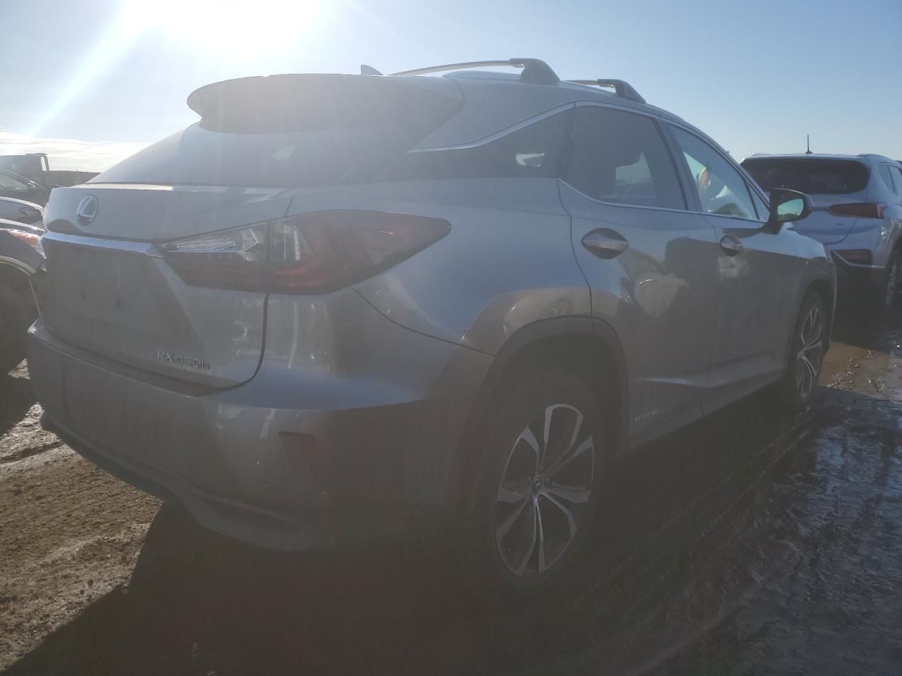 2018 Lexus RX - Image 3