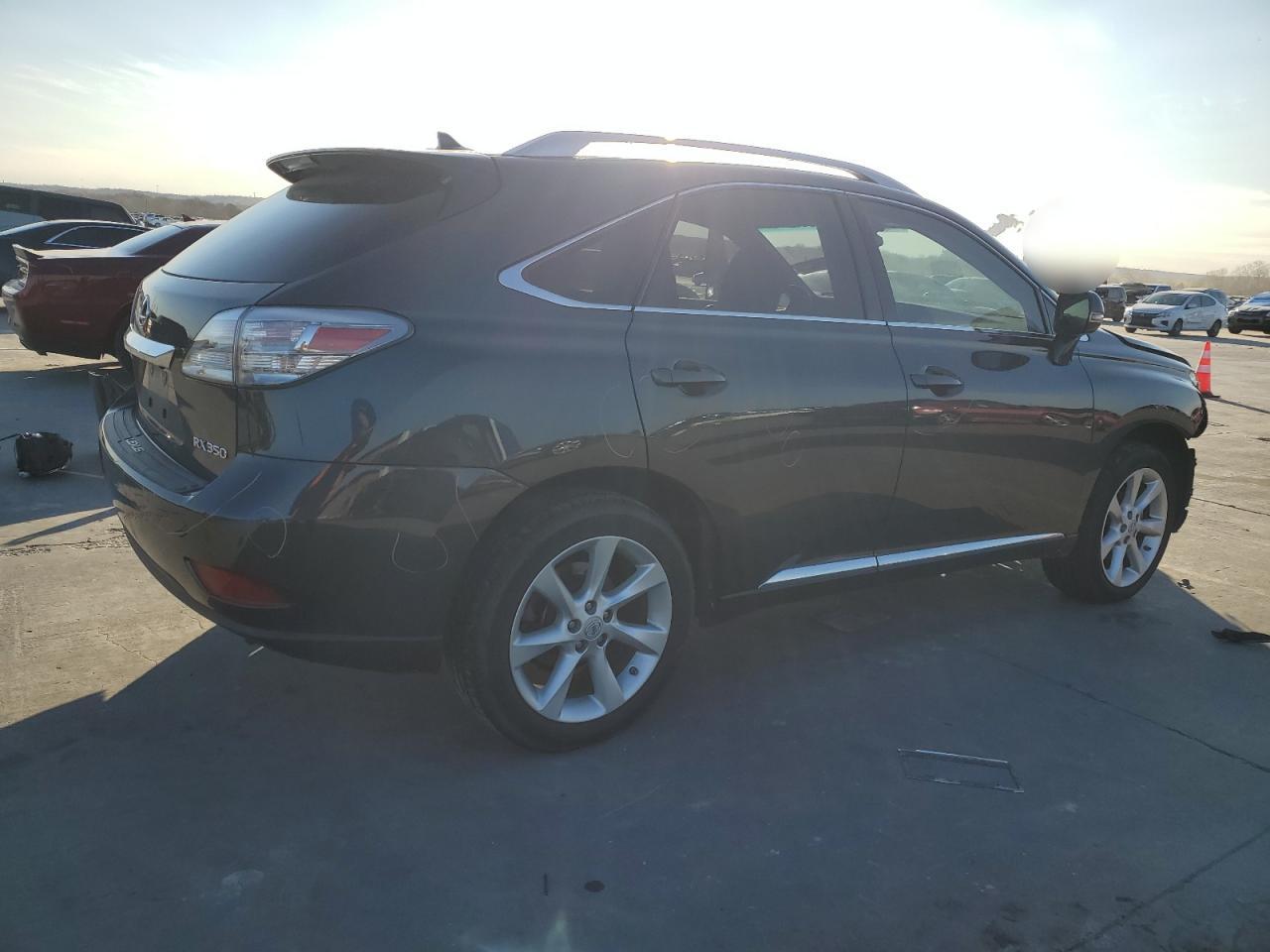 2011 Lexus RX - Image 3