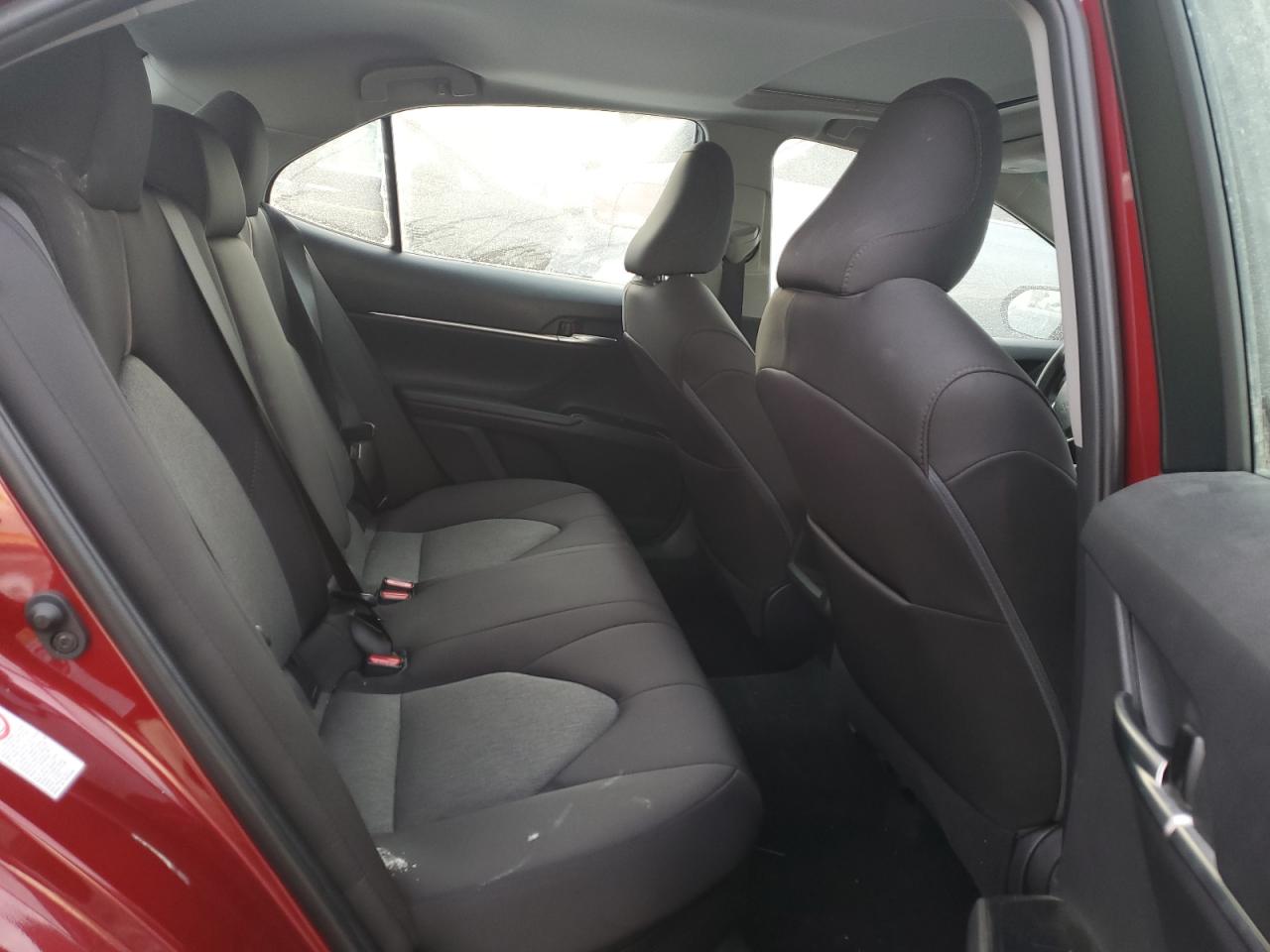 2018 Toyota Camry - Image 10