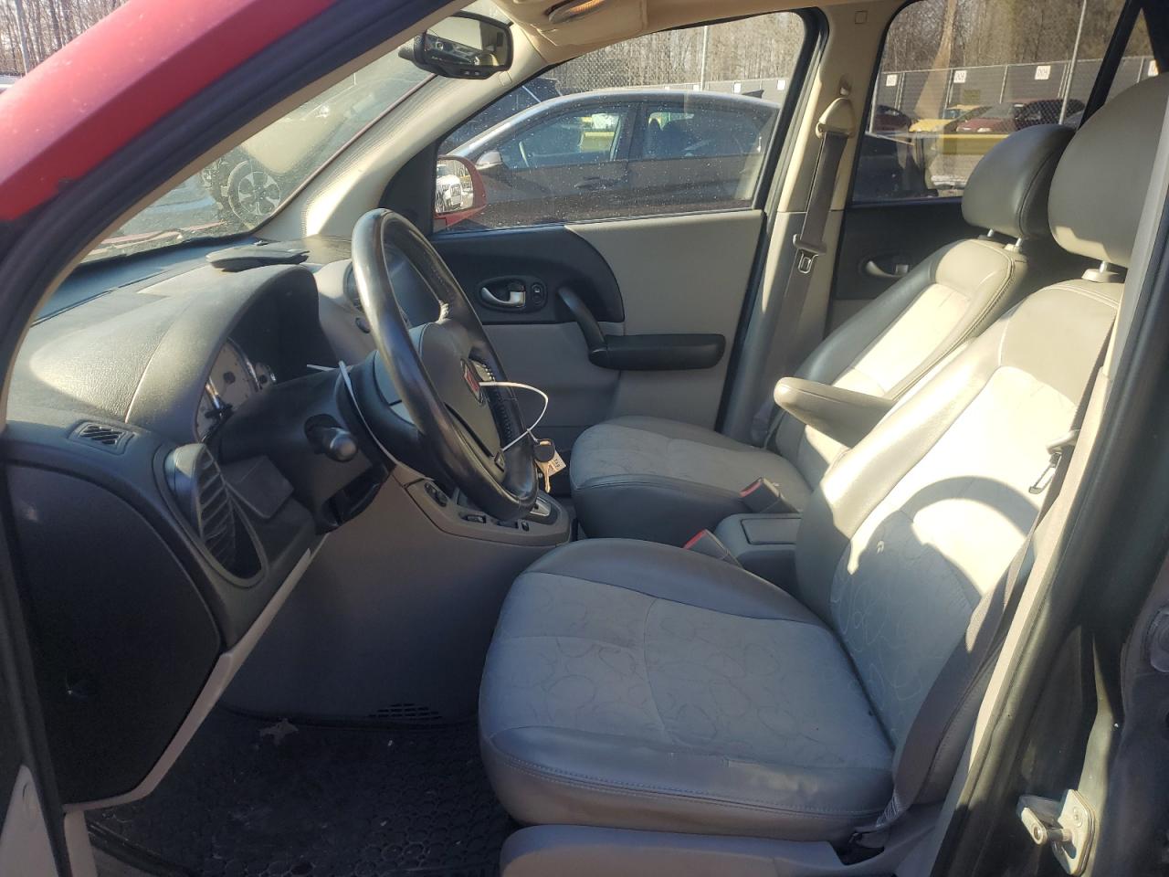 2005 Saturn VUE - Image 7