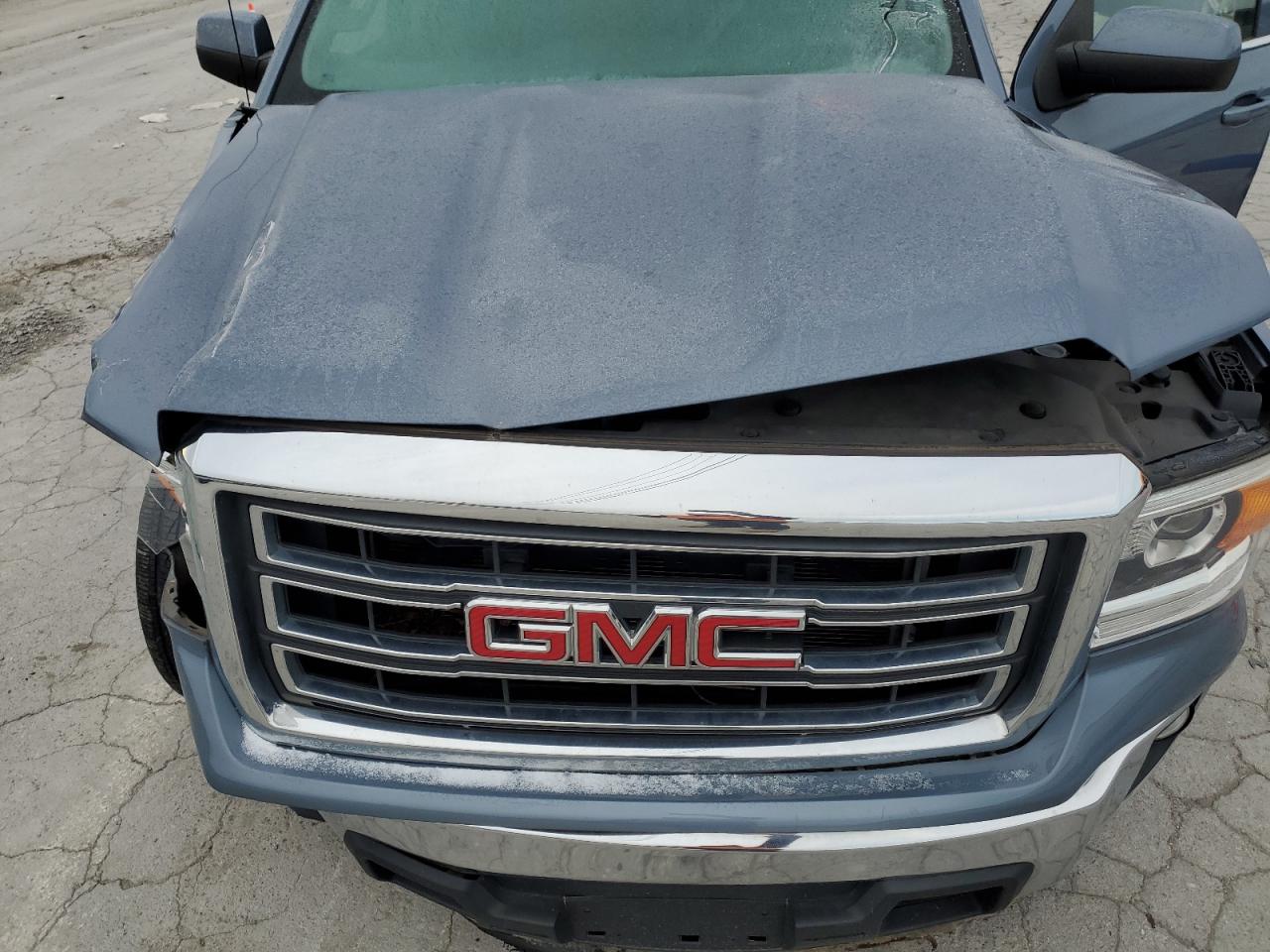 2015 GMC Sierra - Image 11