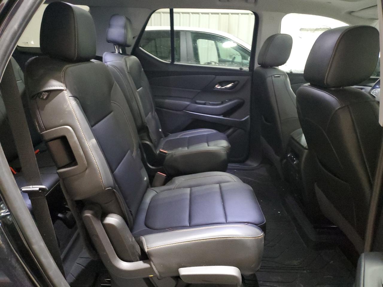 2020 Chevrolet Traverse - Image 11