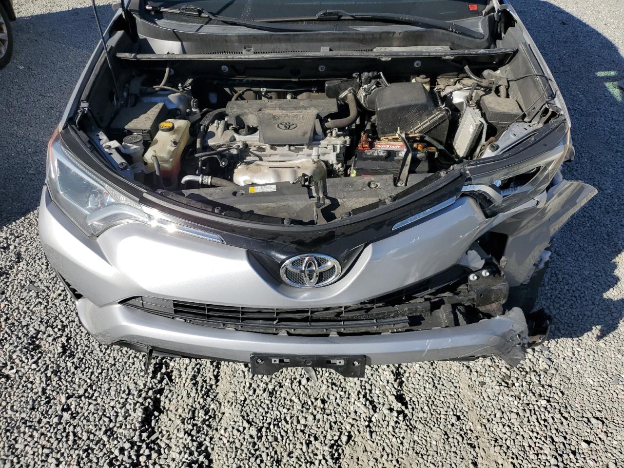 2016 Toyota RAV 4 - Image 12