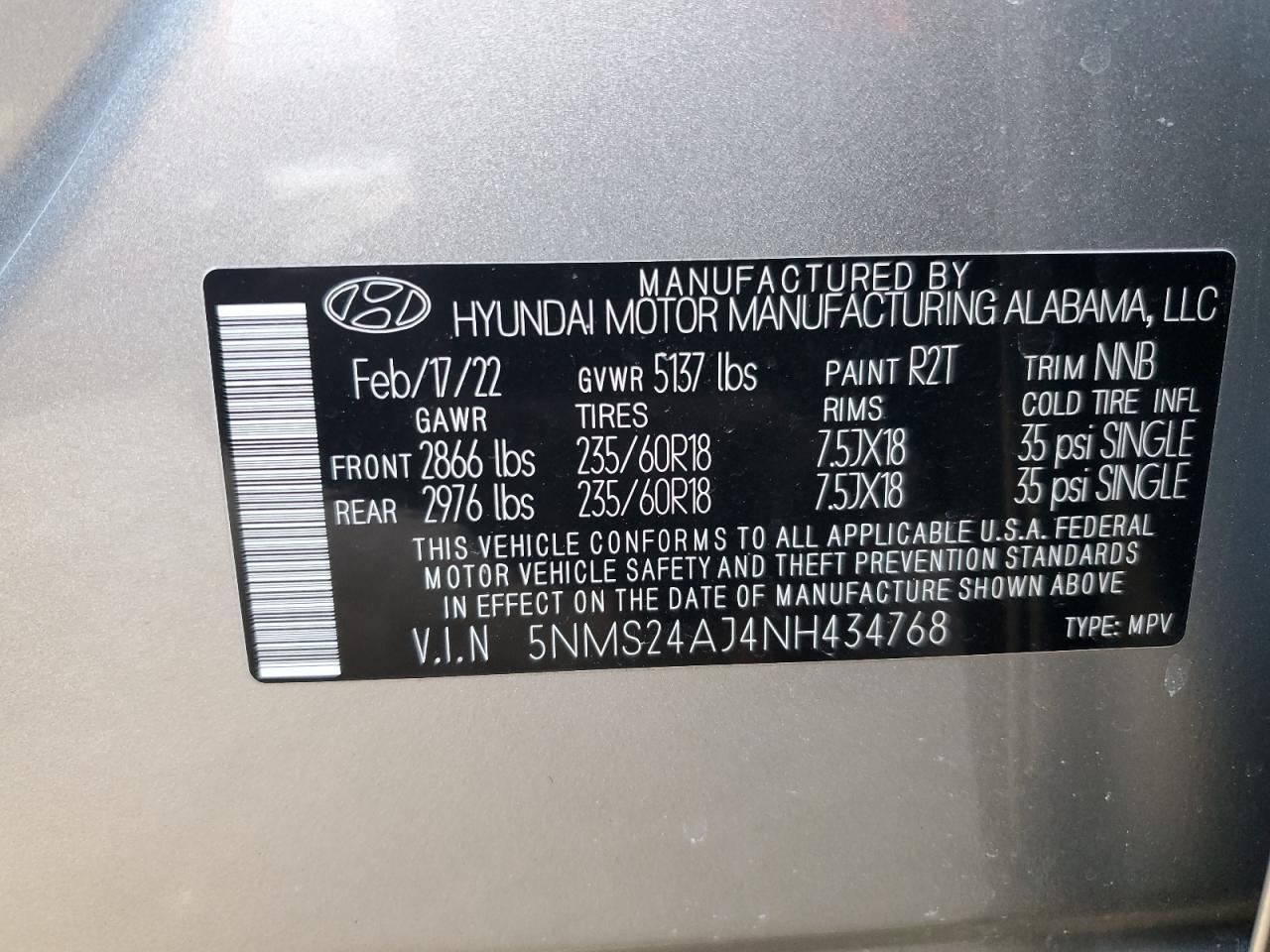 2022 Hyundai Santa Fe - Image 13