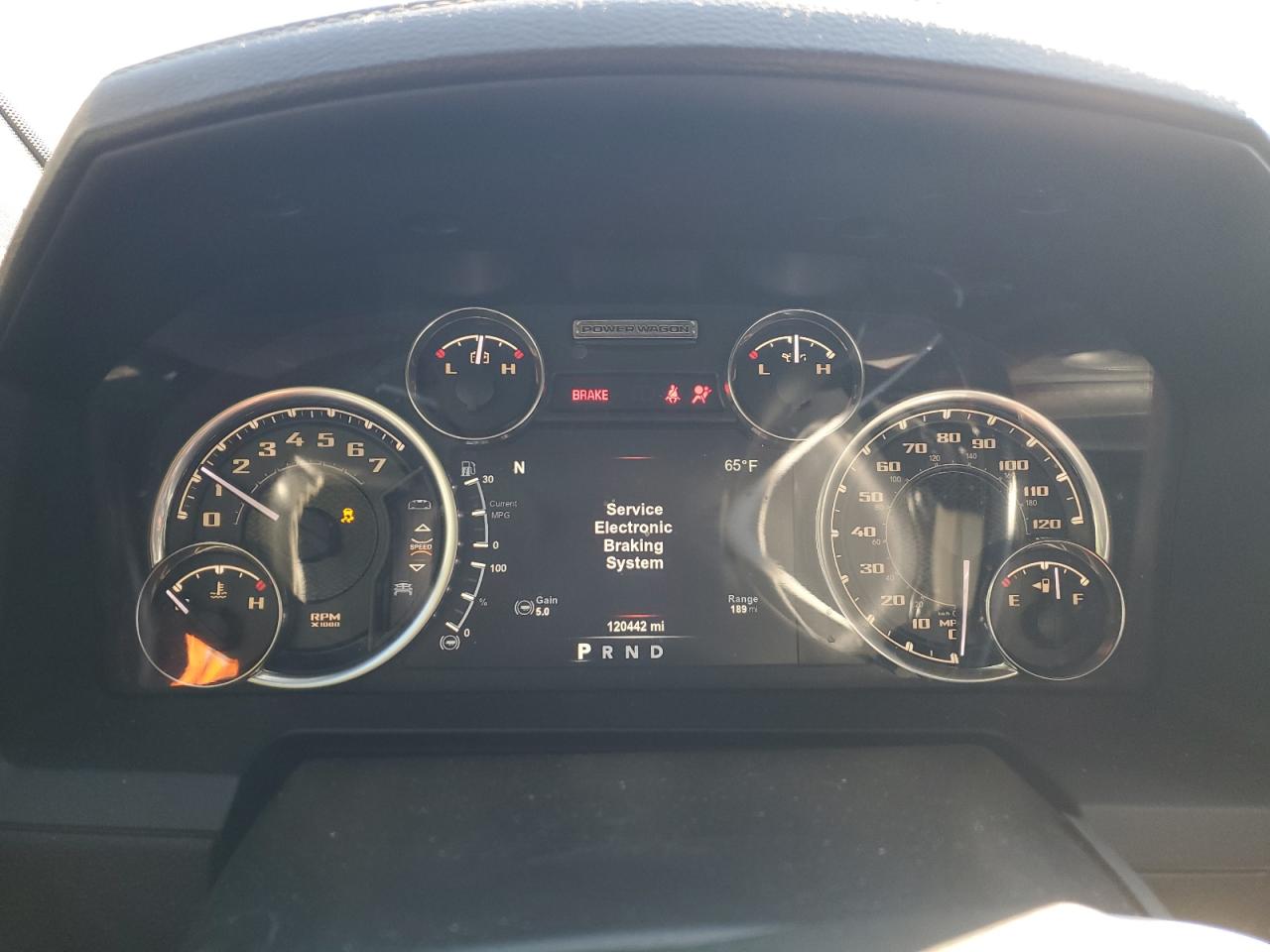 2017 RAM 2500 - Image 9