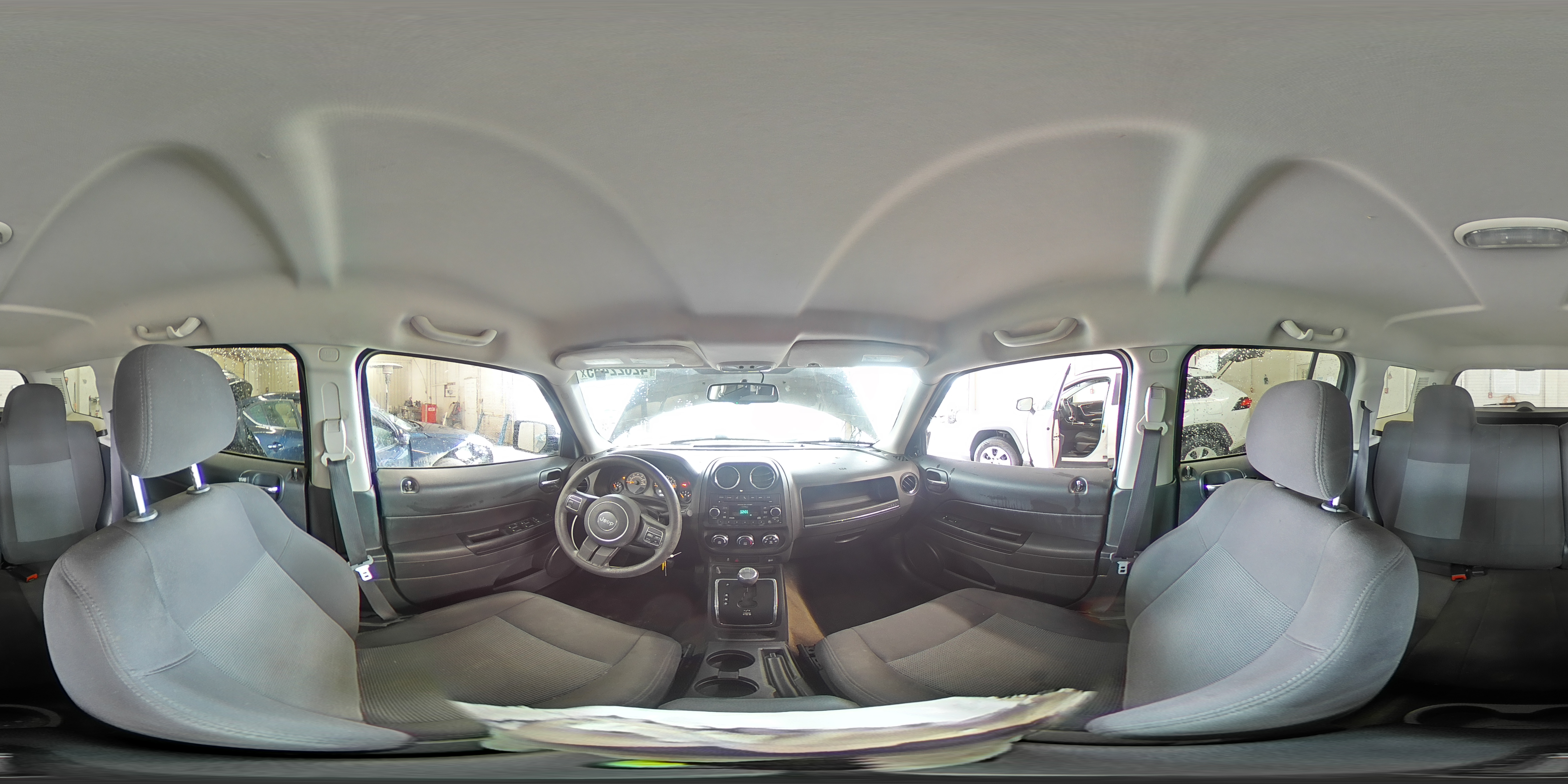 2016 Jeep Liberty (Patriot) - Image 15