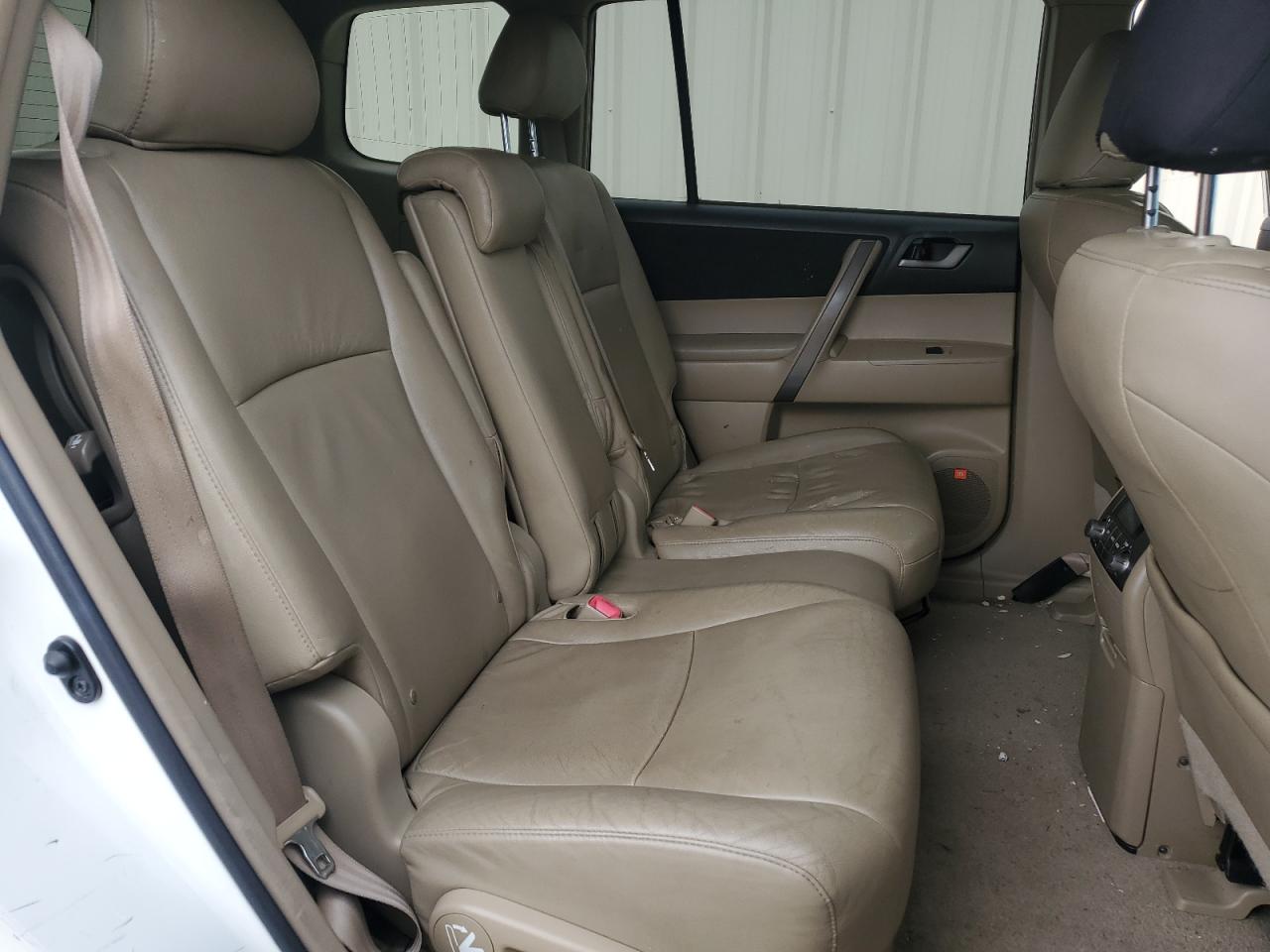 2008 Toyota Highlander - Image 11